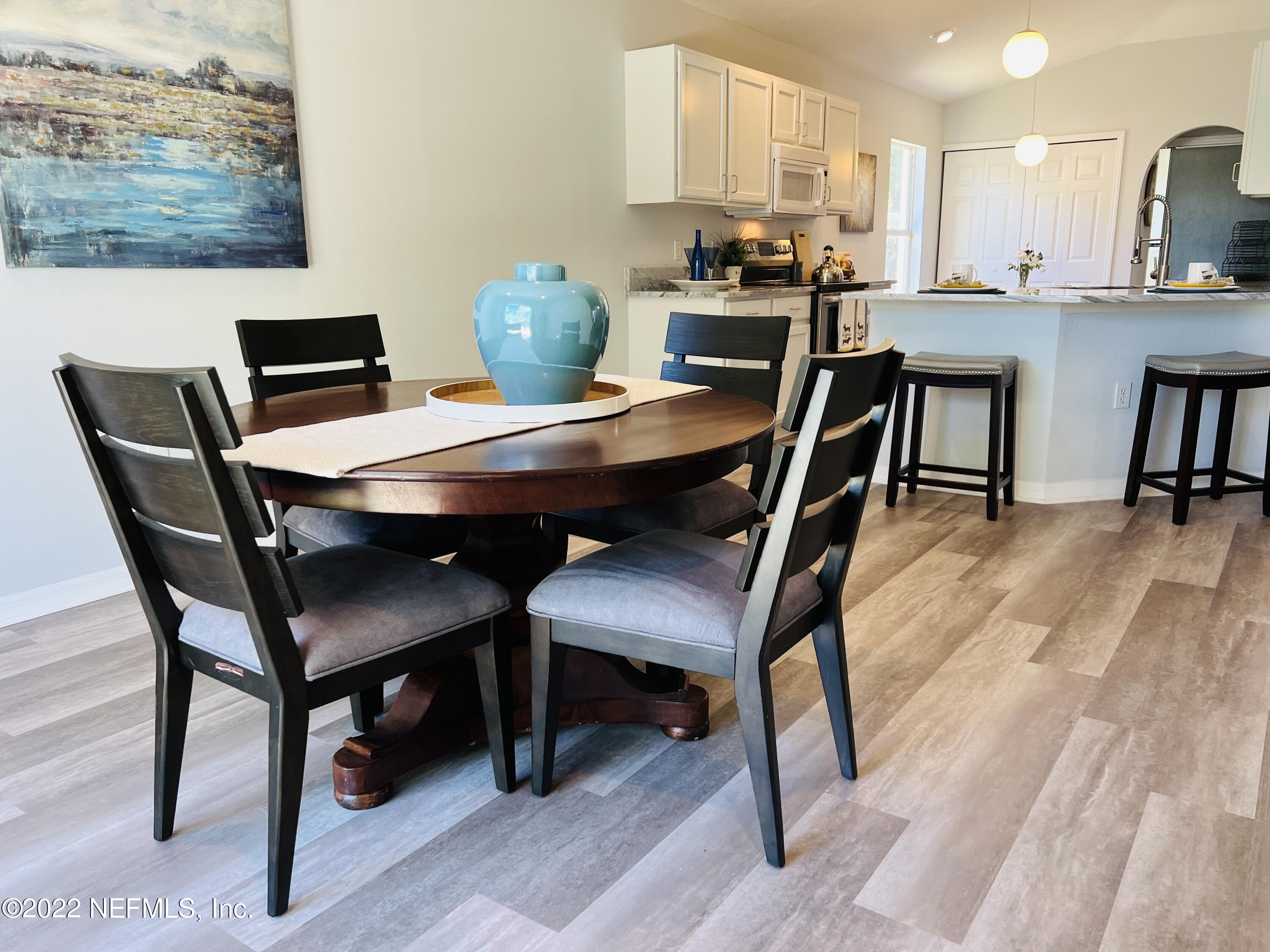 81 Reeding Ridge Drive West Jacksonville, FL 32225 - Photo 8 of 15 Dining