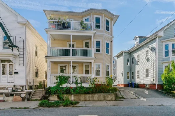$679,900 | 16 Ruggles Street, Providence, RI 02908