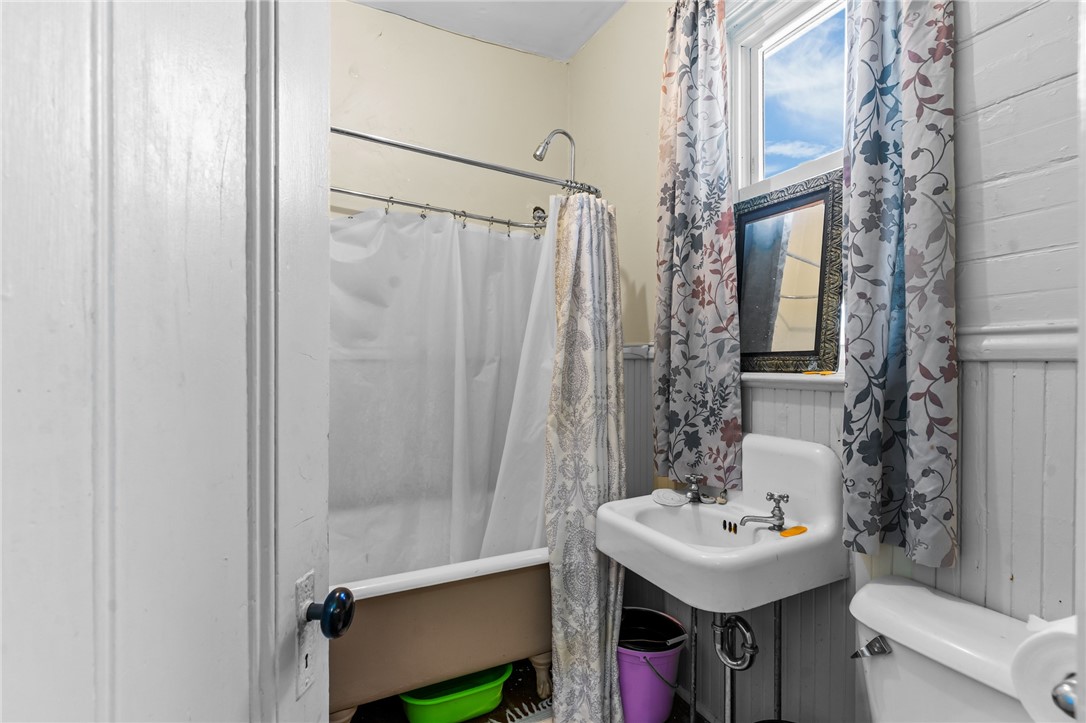 16 Ruggles Street Providence, RI 02908 - Photo 24 of 32