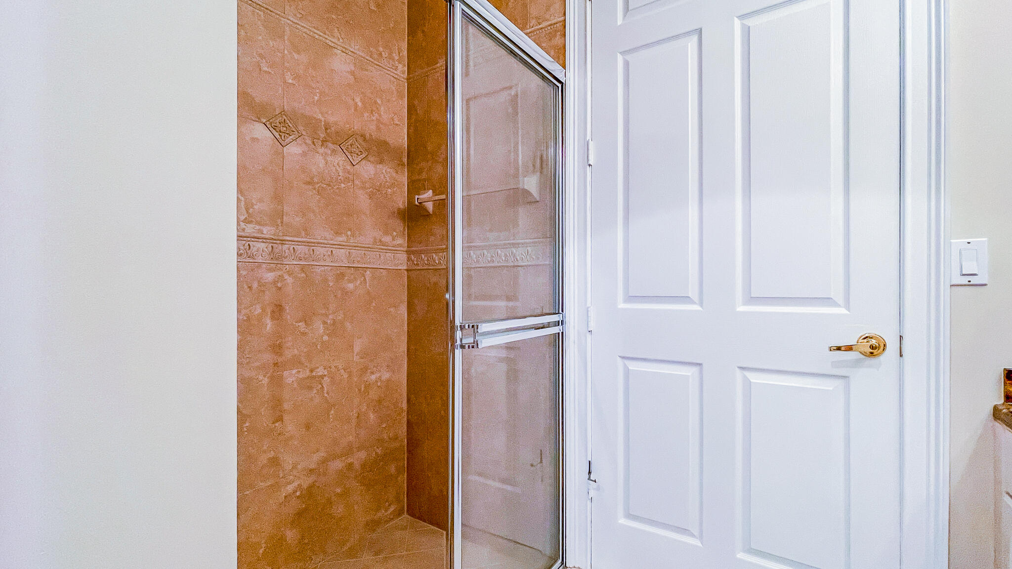 181 Bella Vista Way Royal Palm Beach, FL 33411 - Photo 15 of 34 bath1 (1)