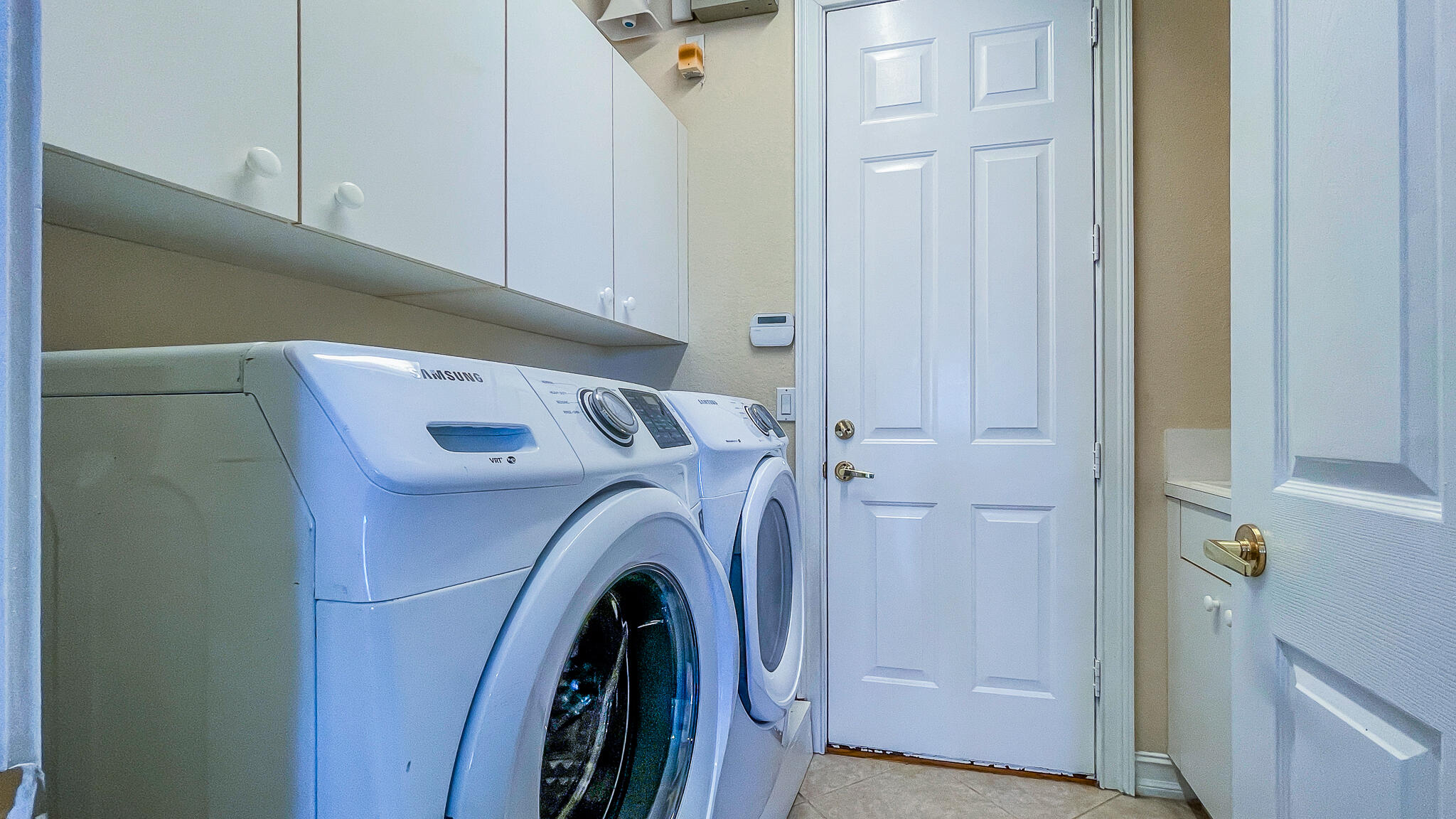 181 Bella Vista Way Royal Palm Beach, FL 33411 - Photo 27 of 34 laundry