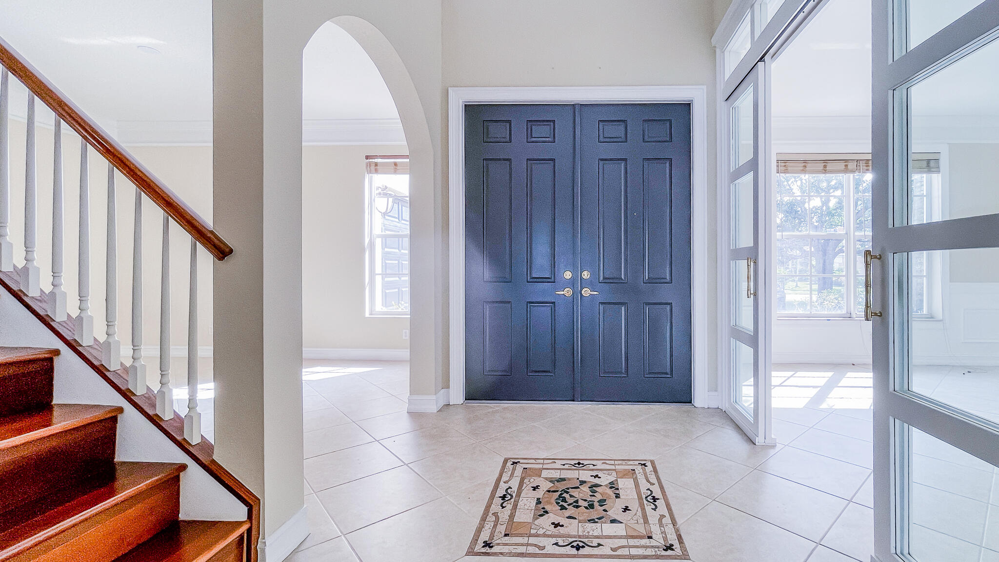 181 Bella Vista Way Royal Palm Beach, FL 33411 - Photo 4 of 34 foyer