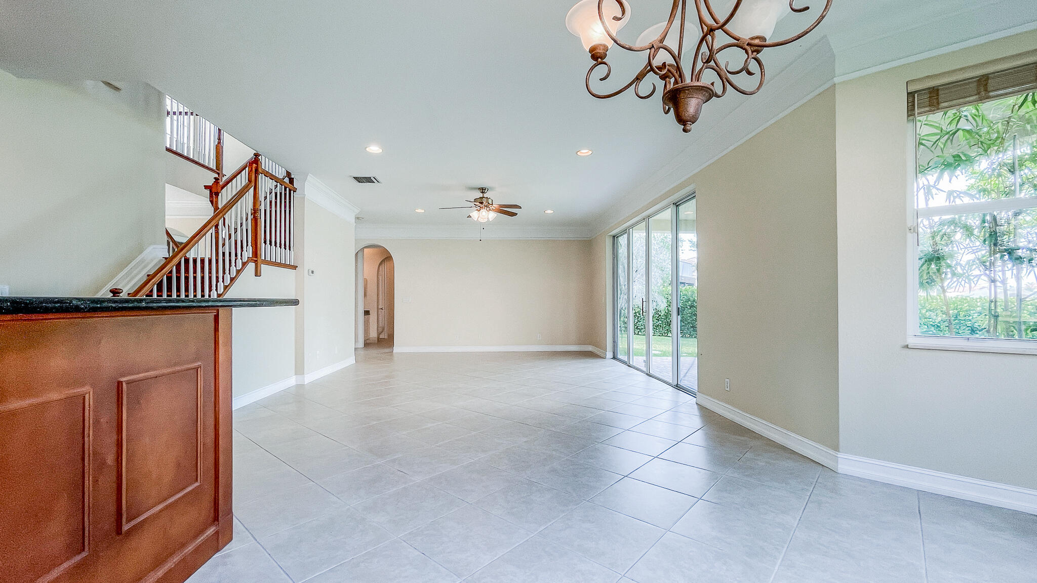 181 Bella Vista Way Royal Palm Beach, FL 33411 - Photo 6 of 34 livingroom (1)