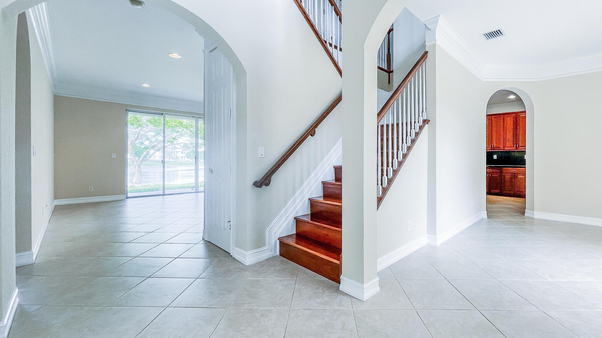 181 Bella Vista Way Royal Palm Beach, FL 33411 - Photo 7 of 34 foyer (2)