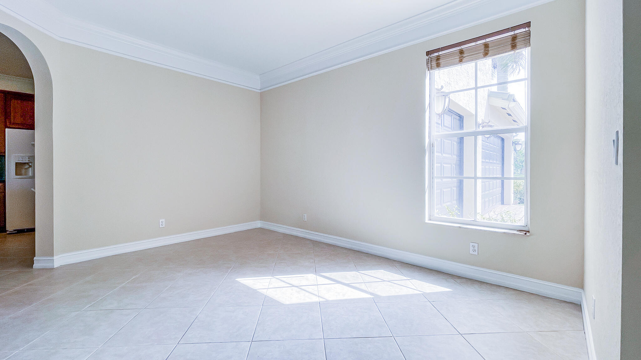 181 Bella Vista Way Royal Palm Beach, FL 33411 - Photo 8 of 34 dining (1)