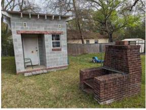 2835 Thomas Street Columbus, GA 31906 - Photo 7 of 19 a view of a door of the house