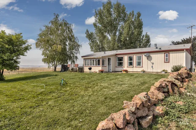 $486,960 | 3115 Farm To Market Road, Midvale, ID 83645