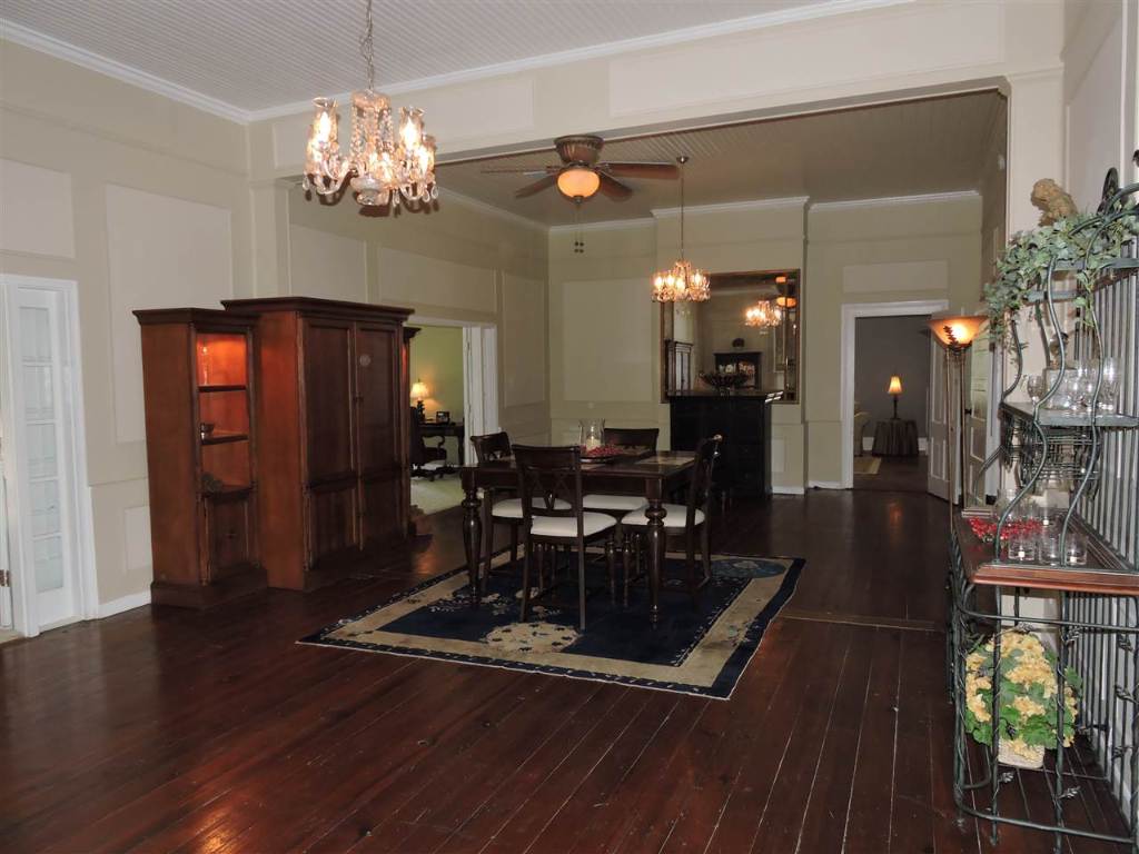 203 East Main Street Pendleton, SC 29670 - Photo 14 of 34