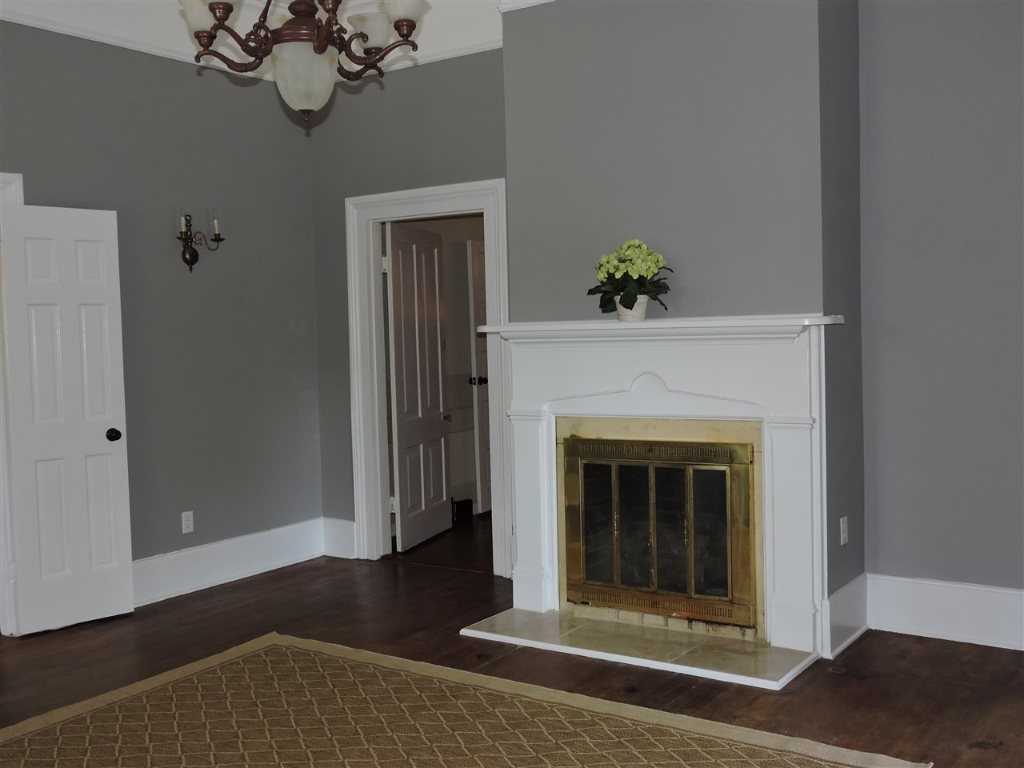 203 East Main Street Pendleton, SC 29670 - Photo 24 of 34