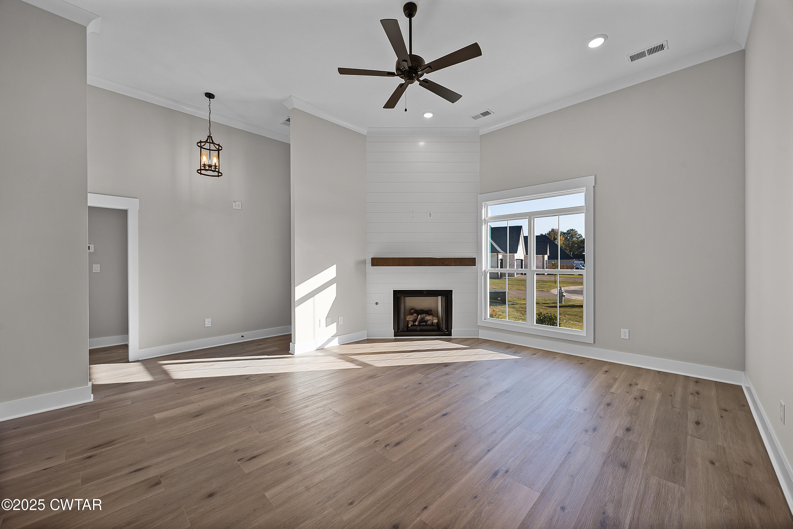24 Engel Cove Jackson, TN 38305 - Photo 2 of 14 Greatroom