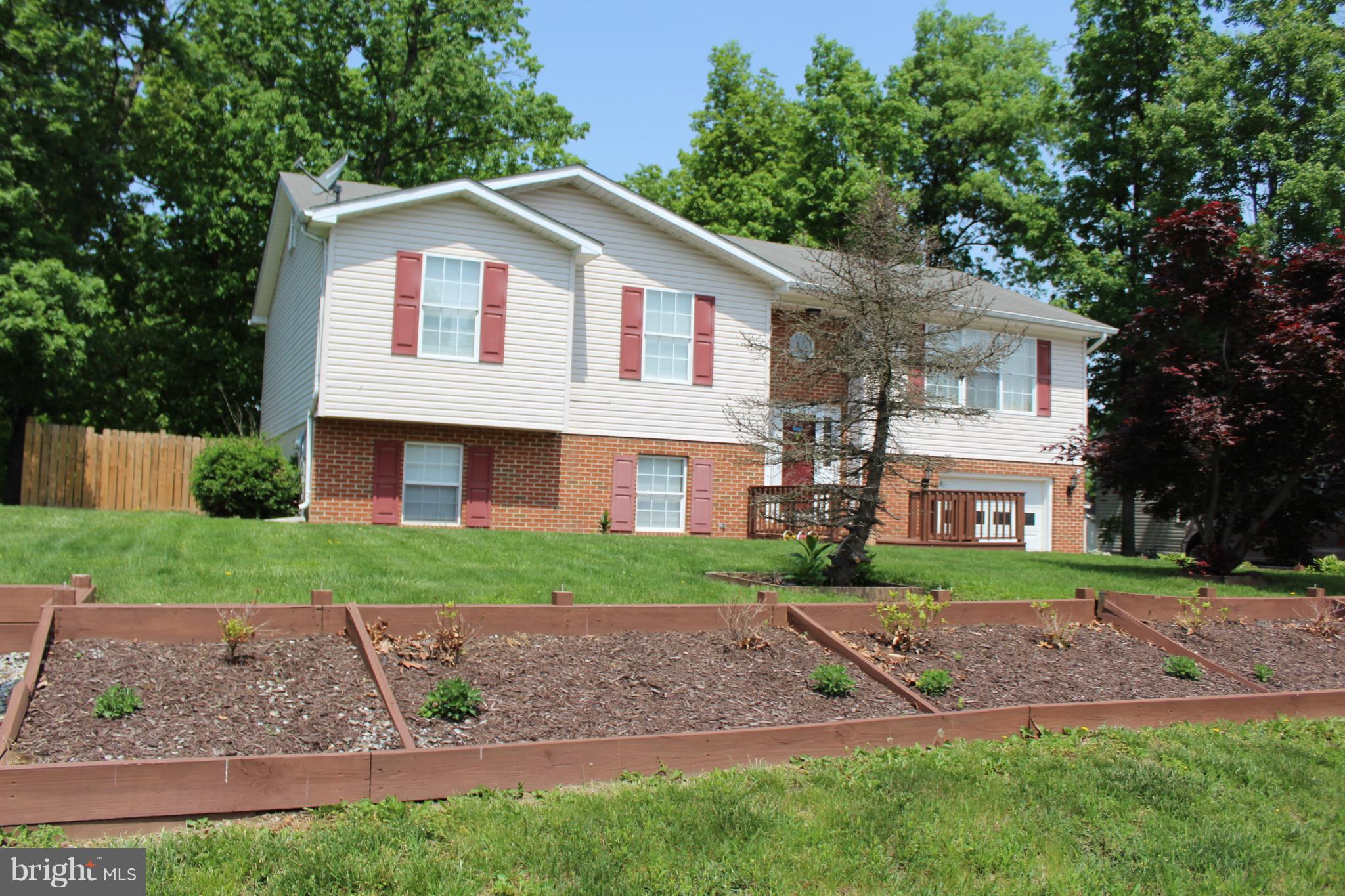 107 Charlton Road Winchester, VA 22602 - Photo 1 of 25 Exterior (Front)