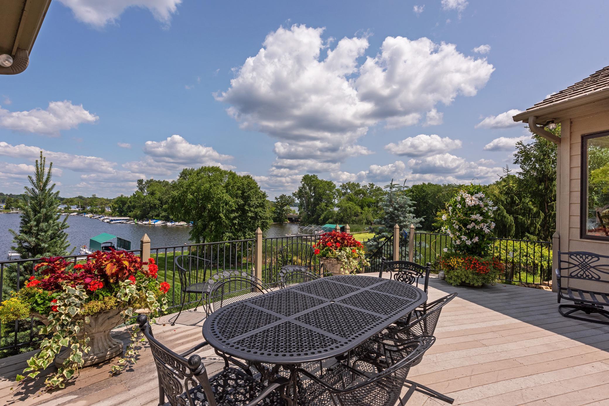 1495 Green Trees Road Orono, MN 55391 - Photo 12 of 14