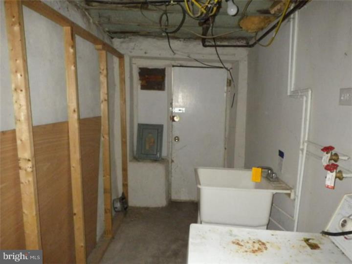 4549 Fernhill Road Philadelphia, PA 19144 - Photo 10 of 12 Gallery Image 10