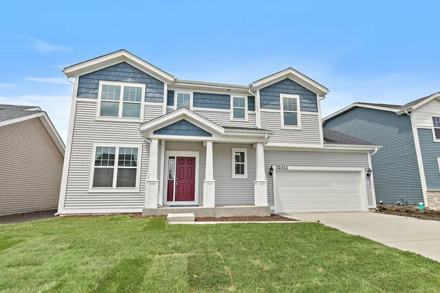 $479,990 | 32012 Savannah Drive, Lakemoor, IL 60051