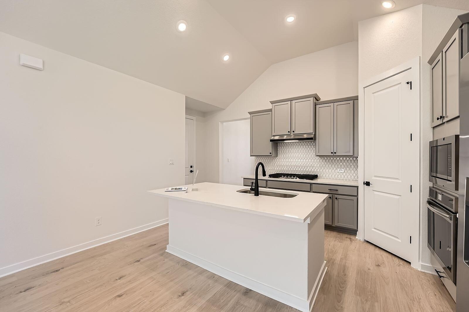 456 Brandywine Road Hutto, TX 78634 - Photo 5 of 39