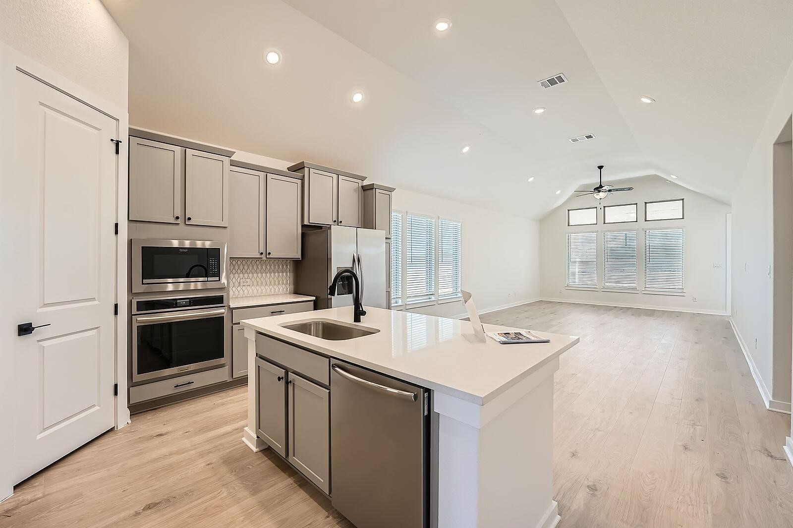 456 Brandywine Road Hutto, TX 78634 - Photo 8 of 39