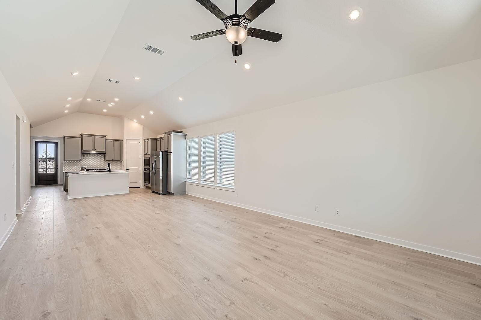 456 Brandywine Road Hutto, TX 78634 - Photo 9 of 39