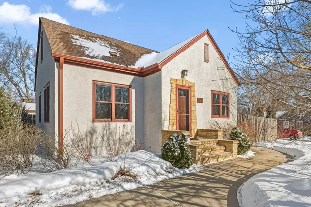 $390,000 | 1285 Roselawn Avenue West, Roseville, MN 55113