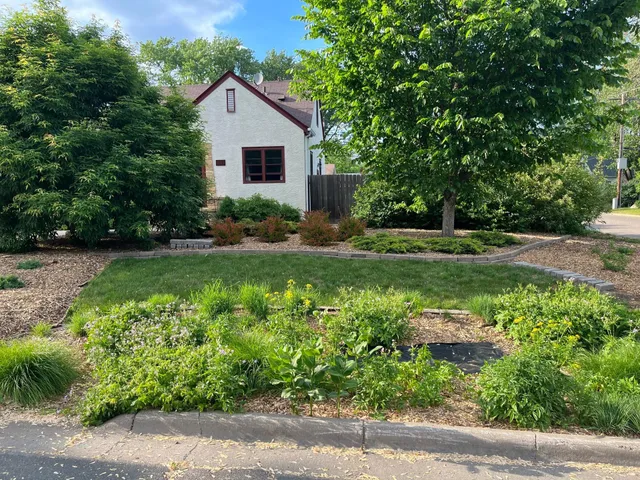 $390,000 | 1285 Roselawn Avenue West, Roseville, MN 55113