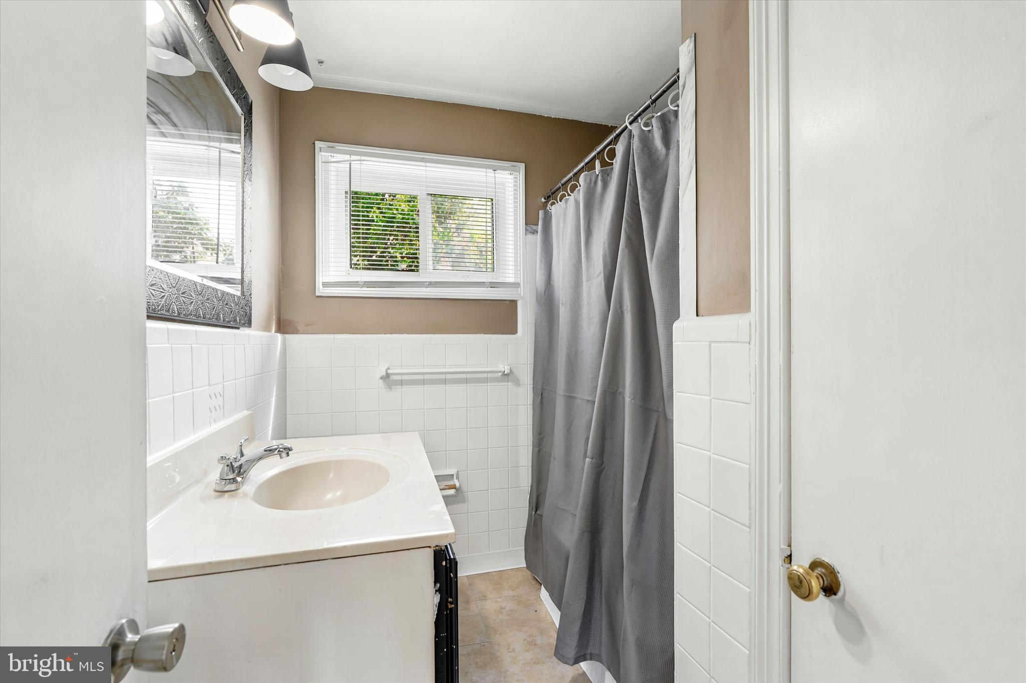 3773 Bridgewater Road Brookhaven, PA 19015 - Photo 12 of 25