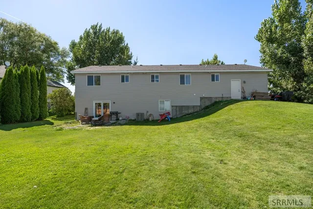 $468,000 | 78 North Valley View Road, Idaho Falls, ID 83402