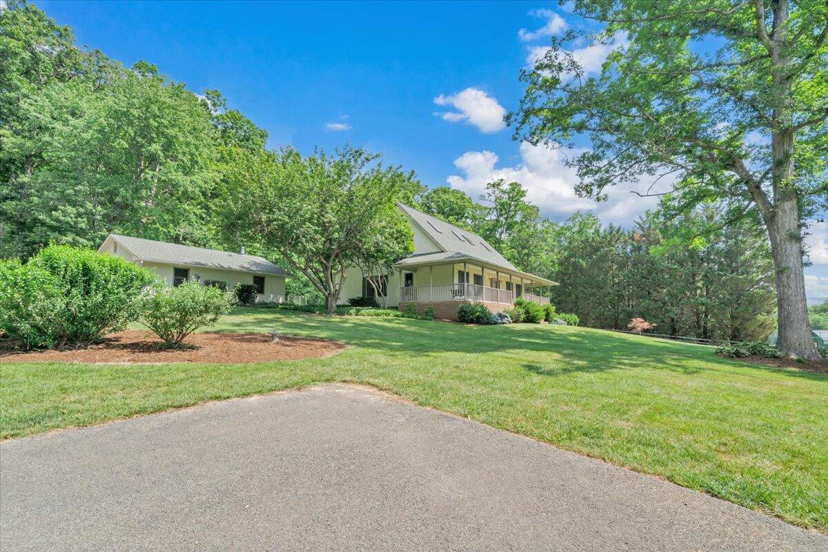 5145 Bradshaw Road Salem, VA 24153 - Photo 81 of 93 64-MIB02022