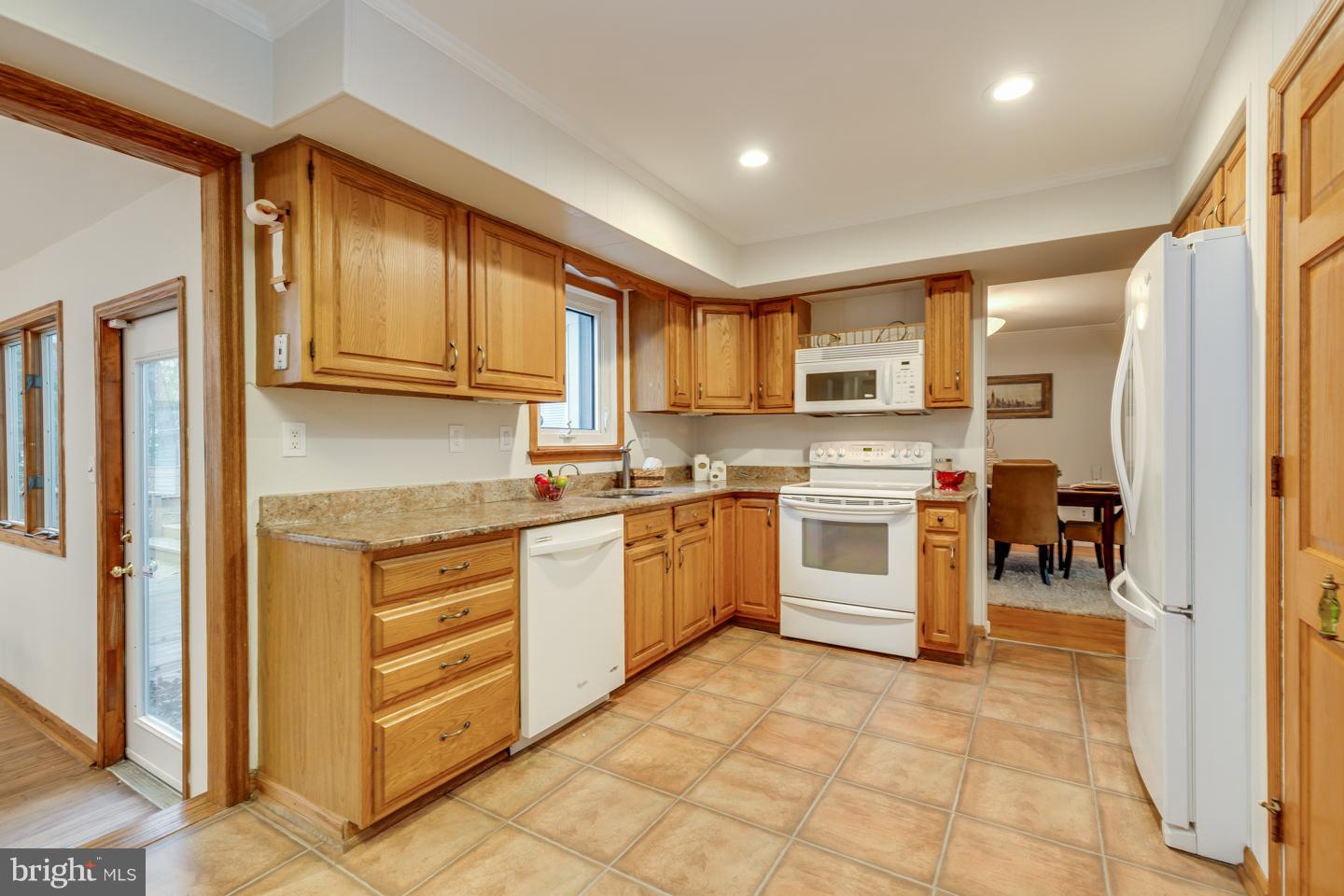 102 White Oak Road Cherry Hill, NJ 08034 - Photo 14 of 44 Gallery Image 14