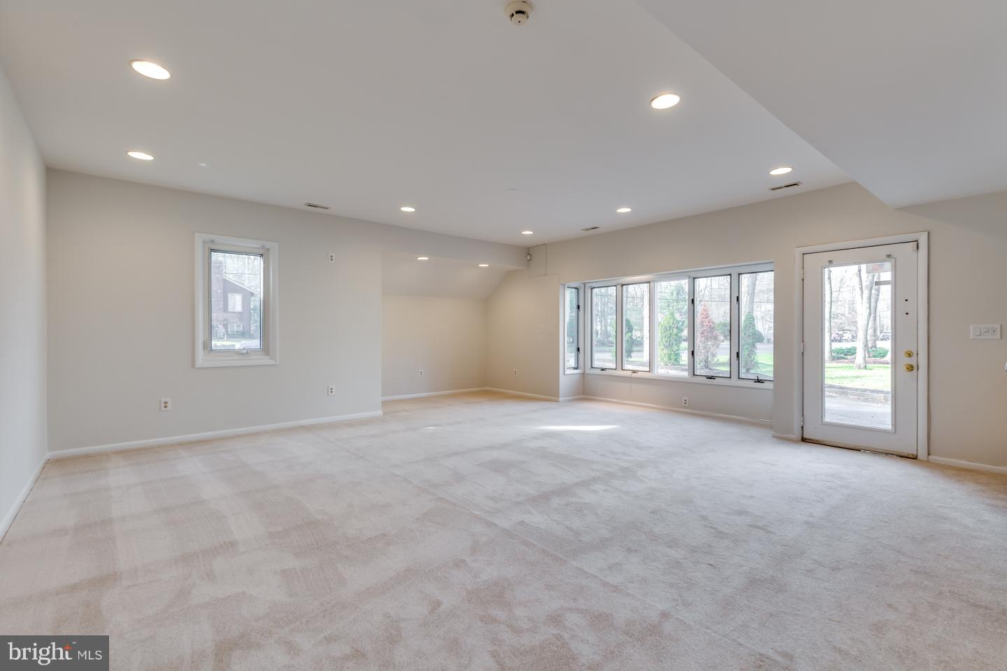 102 White Oak Road Cherry Hill, NJ 08034 - Photo 22 of 44 RecRm