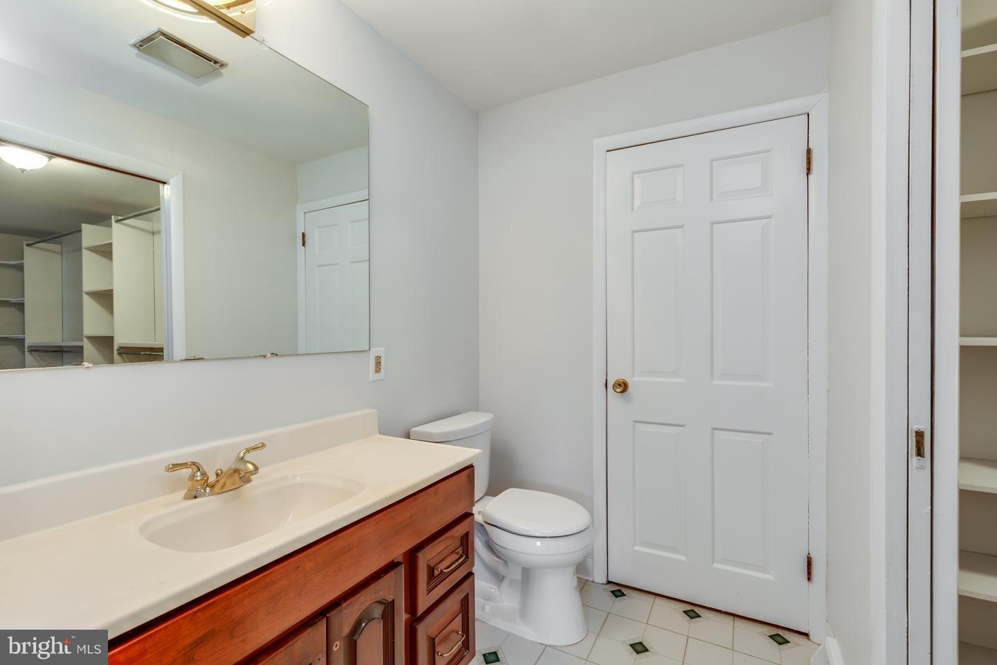 102 White Oak Road Cherry Hill, NJ 08034 - Photo 31 of 44 Gallery Image 31
