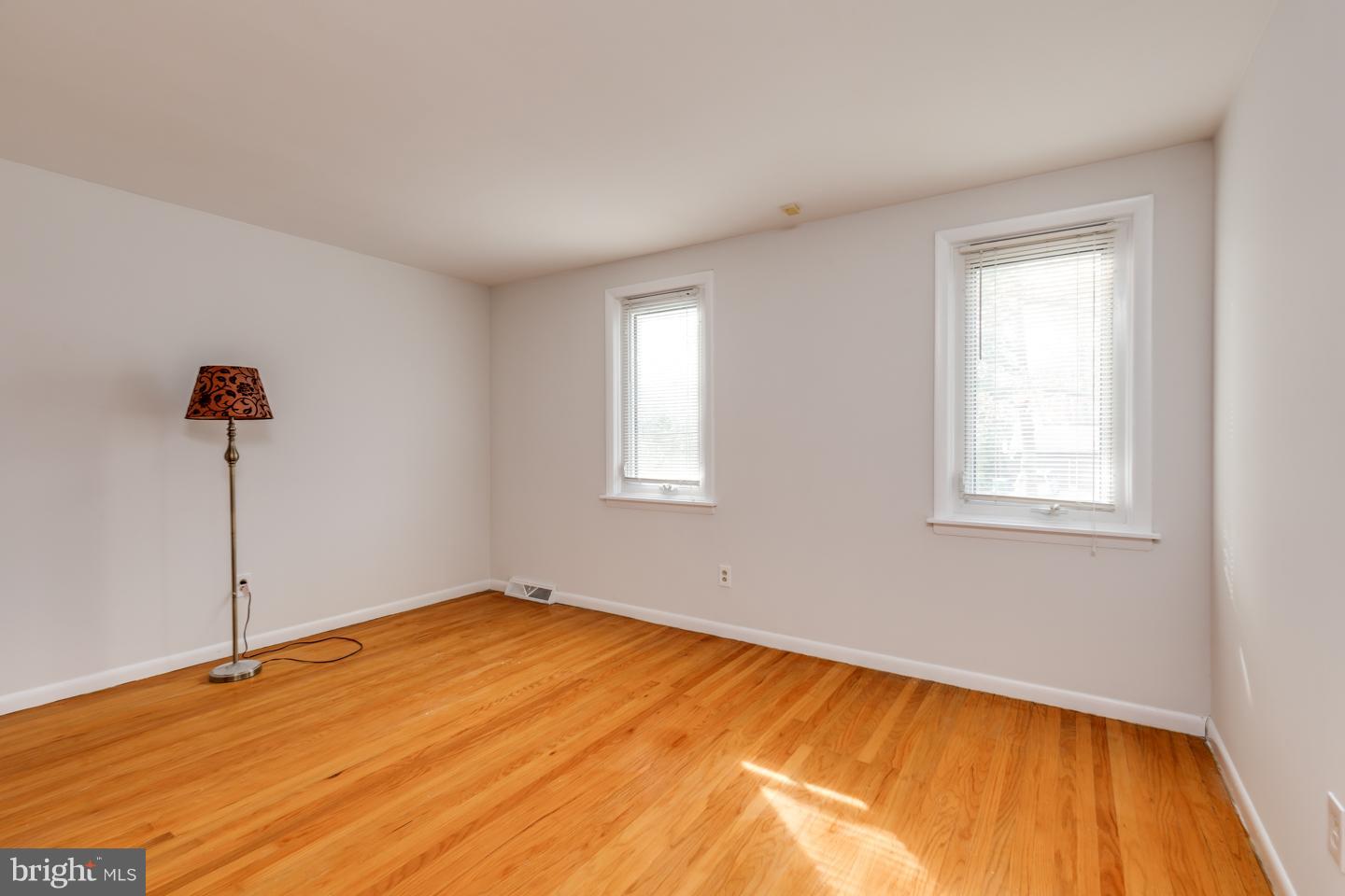 102 White Oak Road Cherry Hill, NJ 08034 - Photo 40 of 44 Gallery Image 40