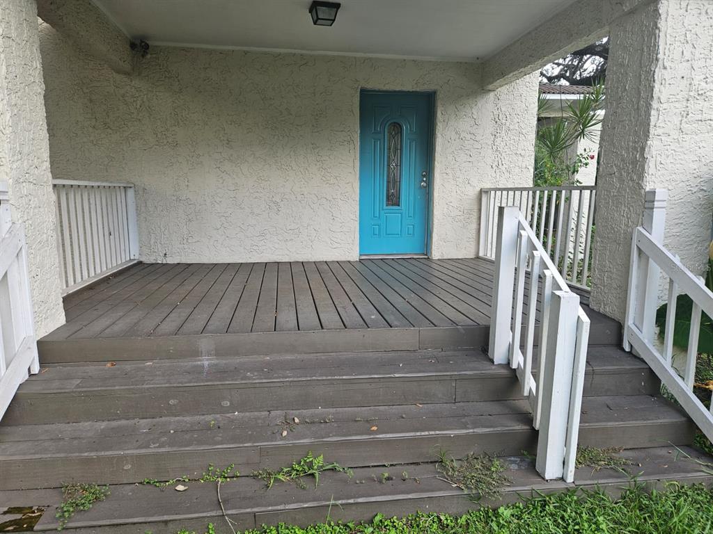 6404 Matchett Road Orlando, FL 32809 - Photo 3 of 20 a view of entryway