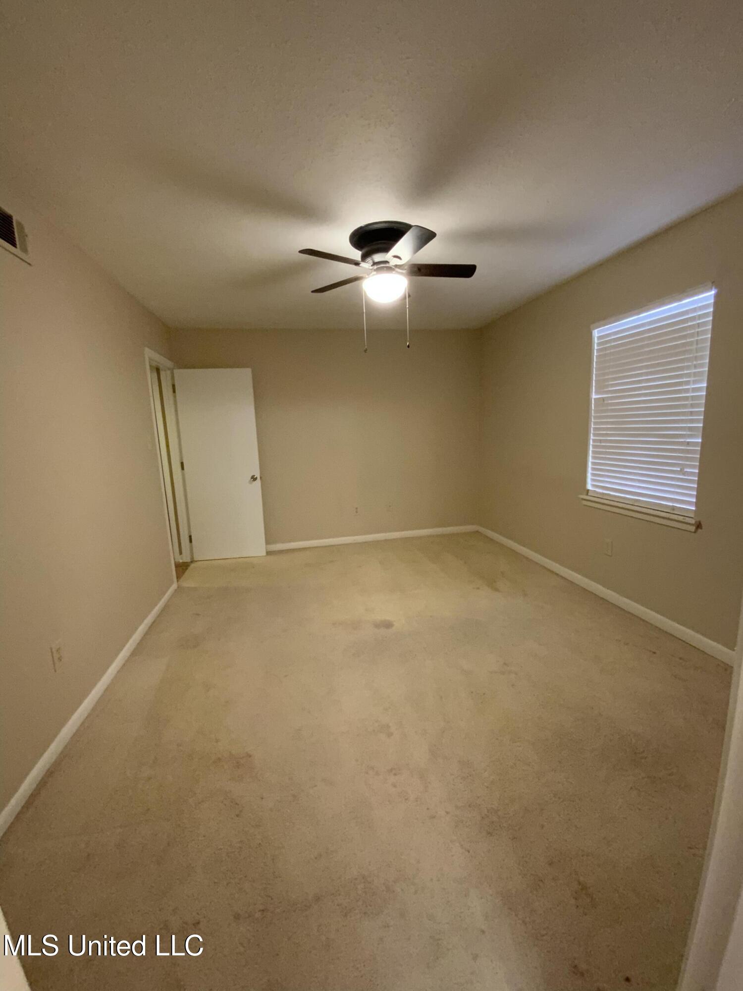 5155 Wayneland Drive, Unit G1 Jackson, MS 39211 - Photo 14 of 25 EB950CD1-02B3-48FF-BC8B-25305CF1D23A