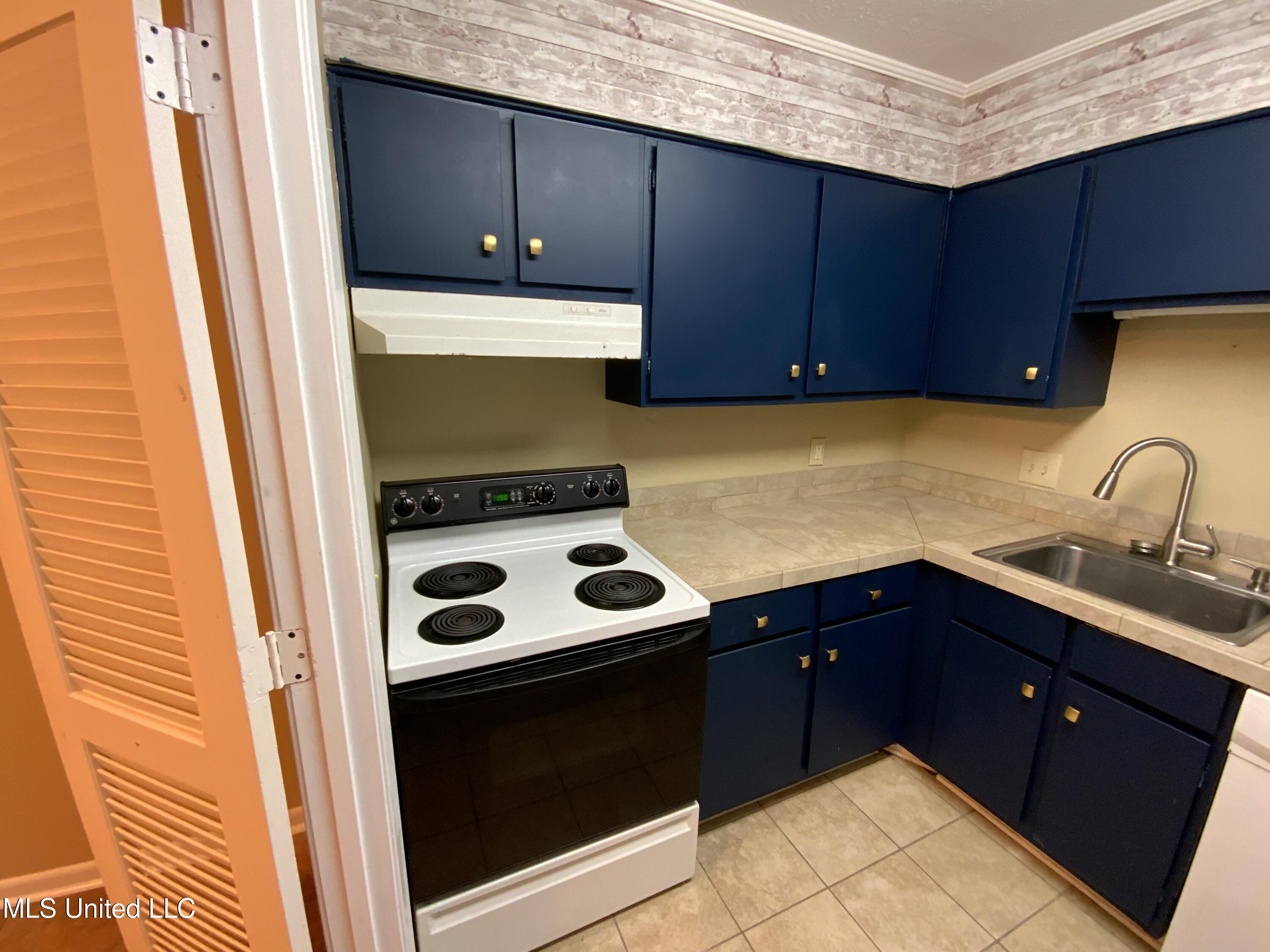 5155 Wayneland Drive, Unit G1 Jackson, MS 39211 - Photo 9 of 25 6C094479-499A-4EA5-9153-3440D1E99928