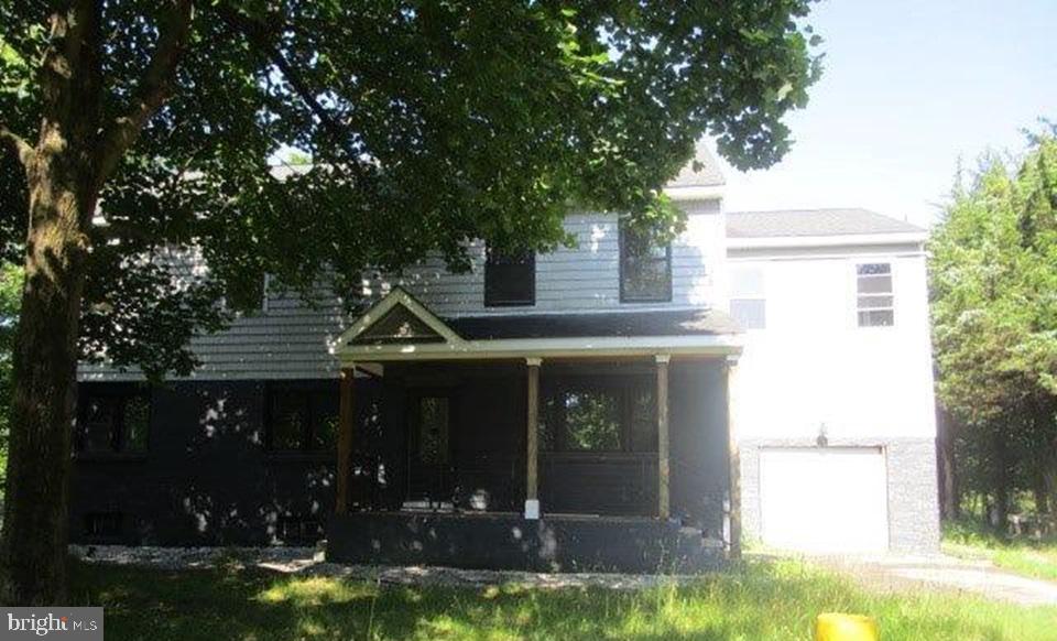 439 Erial Road Sicklerville, NJ 08081 - Photo 1 of 20 a front view of a house with garden