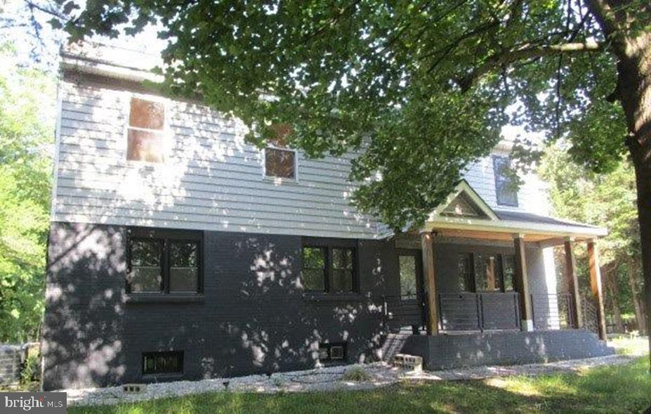 439 Erial Road Sicklerville, NJ 08081 - Photo 3 of 20 a front view of a house with garden