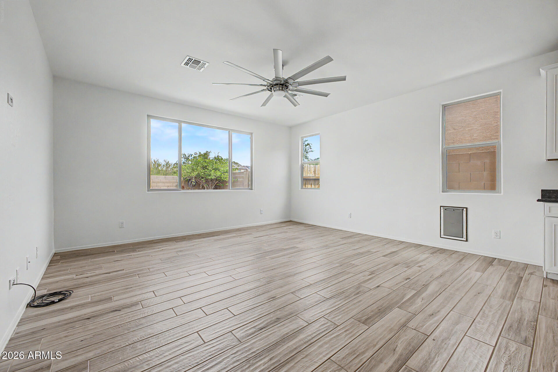 8010 West Atlantis Way Phoenix, AZ 85043 - Photo 14 of 41