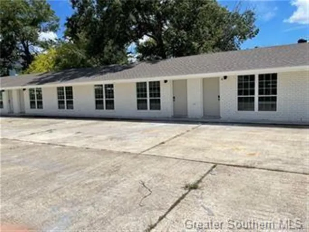 $793,500 | 638 Iris Street, Lake Charles, LA 70601