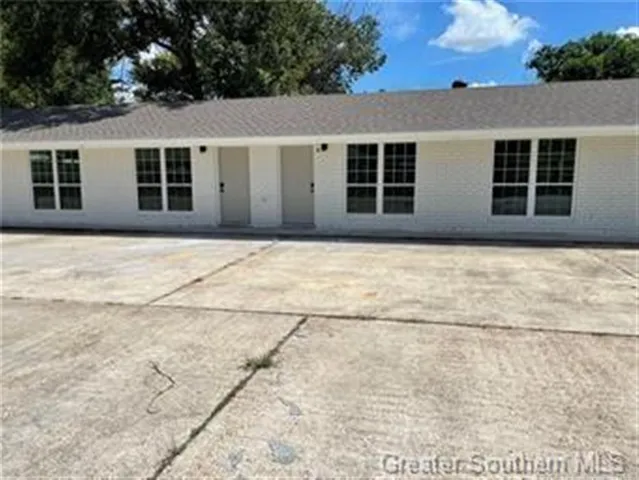 $793,500 | 638 Iris Street, Lake Charles, LA 70601