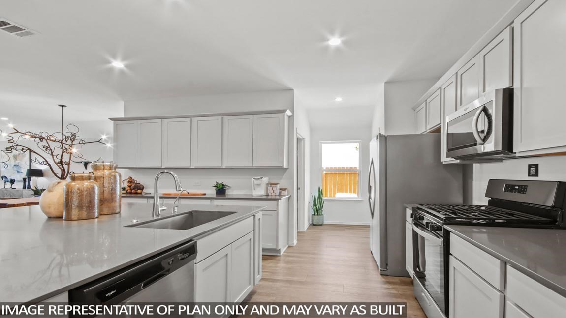 506 Samuel Rdg Drive Dayton, TX 77535 - Photo 5 of 35