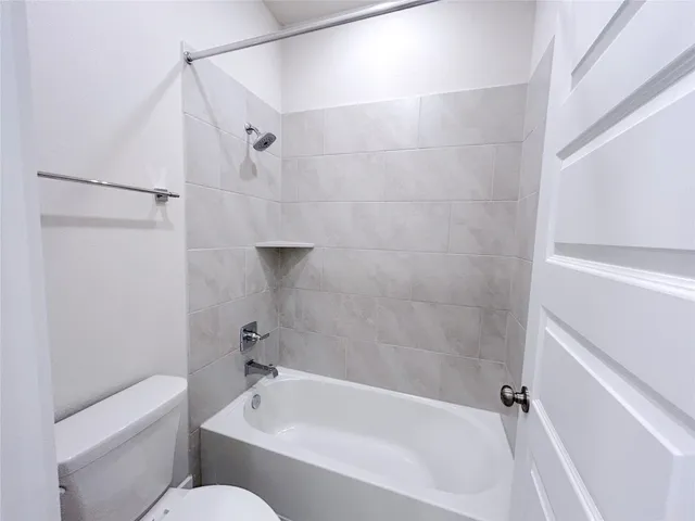 $489,000 | 6007 Churchill Spgs Lane, Fulshear, TX 77441