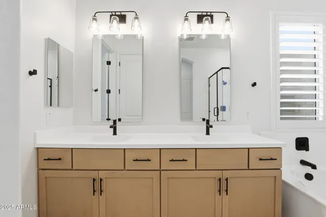 $2,700 | 15660 West Pershing Street, Surprise, AZ 85379