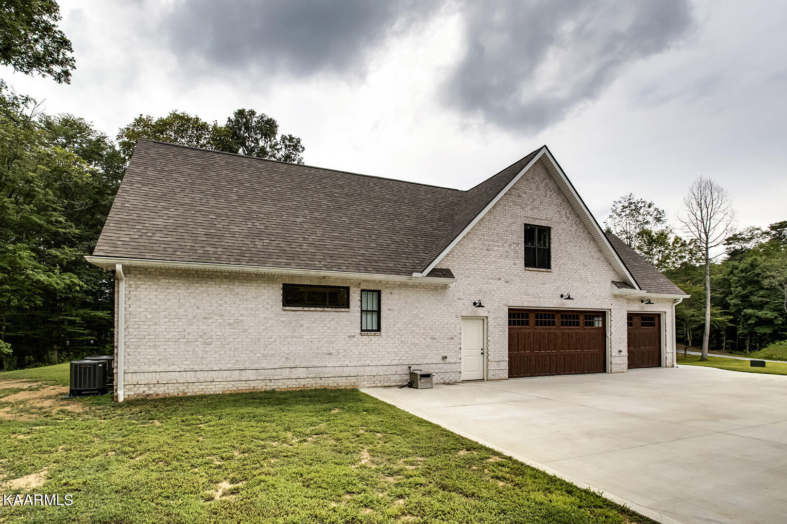 3681 Buttermilk Road West Kingston, TN 37763 - Photo 2 of 46 02_ButtermilkRoadW_3681_GarageSide