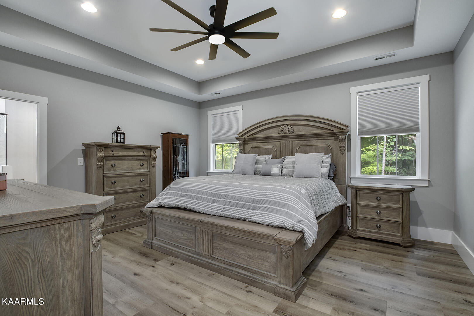 3681 Buttermilk Road West Kingston, TN 37763 - Photo 28 of 46 28_ButtermilkRoadW_3681_MasterBedroom01