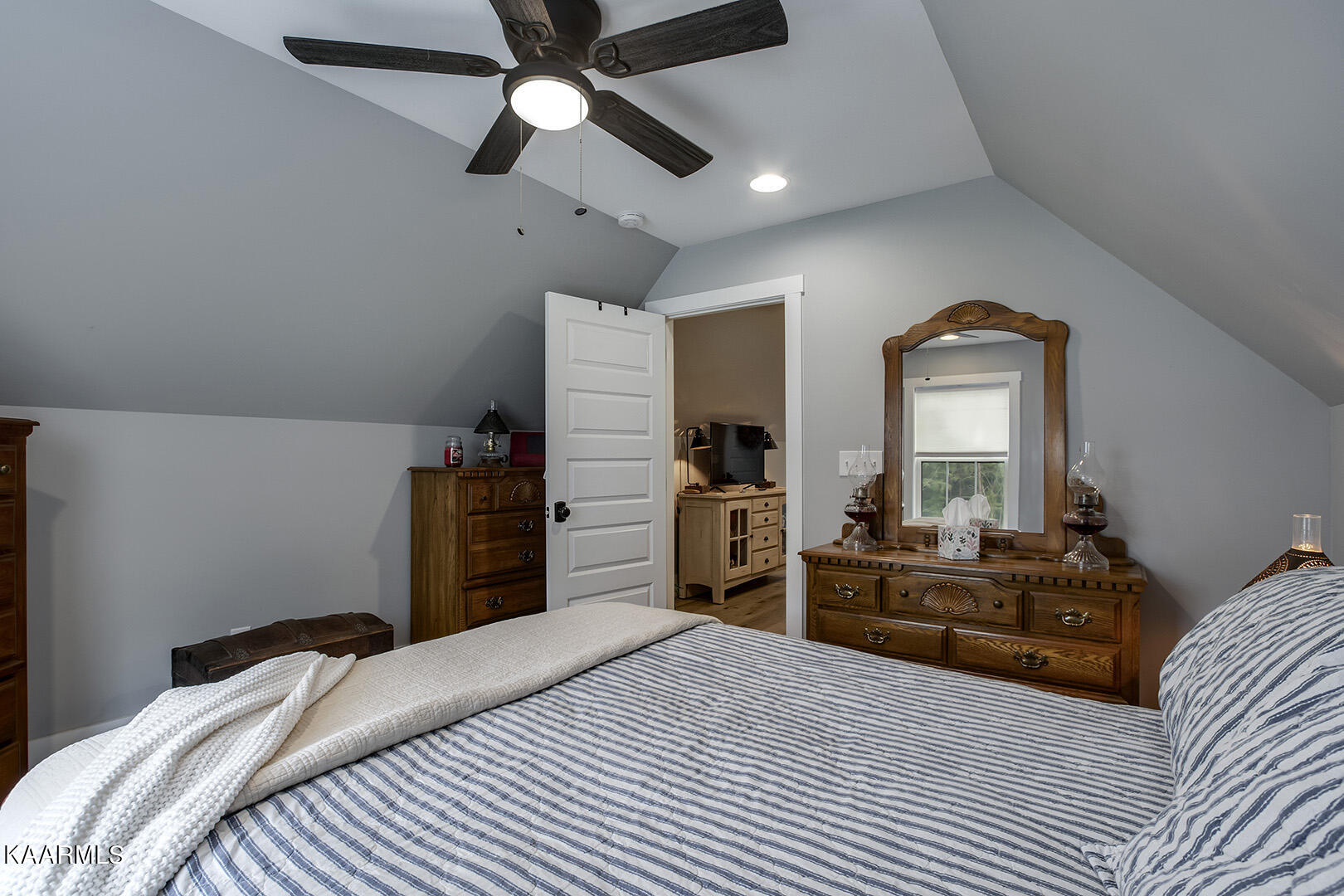 3681 Buttermilk Road West Kingston, TN 37763 - Photo 37 of 46 37_ButtermilkRoadW_3681_Bedroom4_02