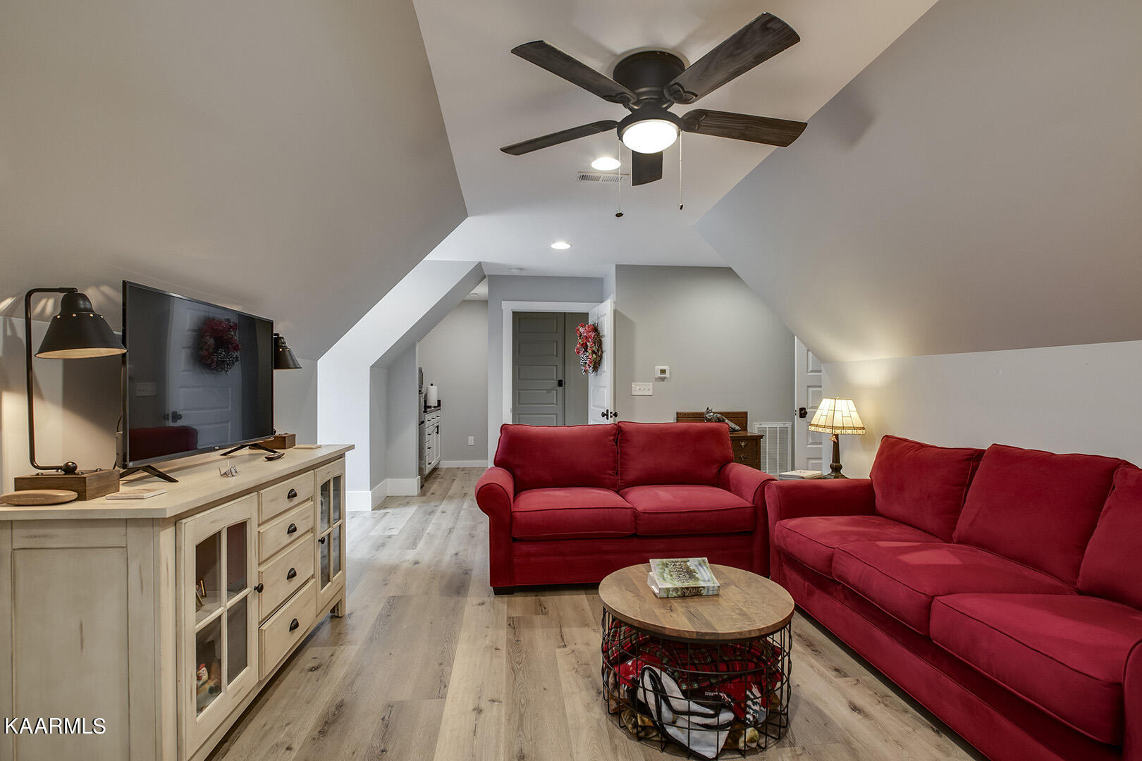 3681 Buttermilk Road West Kingston, TN 37763 - Photo 38 of 46 38_ButtermilkRoadW_3681_Family03