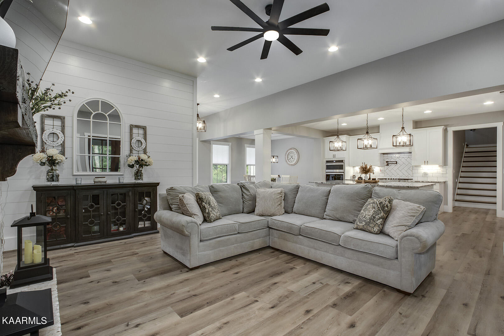 3681 Buttermilk Road West Kingston, TN 37763 - Photo 8 of 46 08_ButtermilkRoadW_3681_Living03