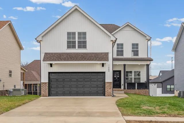 $2,000 | 1680 Heritage Drive, Clarksville, TN 37043