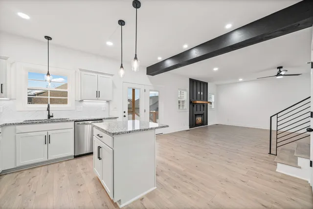 $2,000 | 1680 Heritage Drive, Clarksville, TN 37043