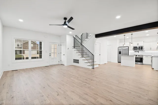 $2,000 | 1680 Heritage Drive, Clarksville, TN 37043