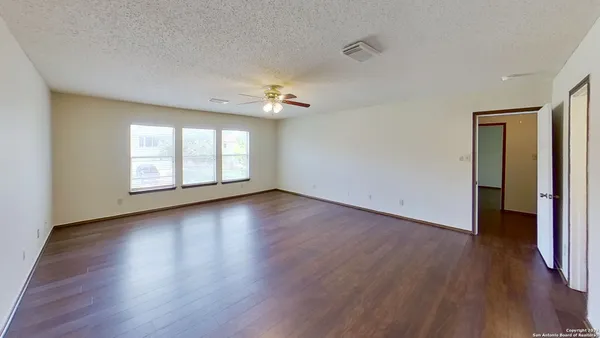 $2,110 | 2547 Smokey Creek, Schertz, TX 78154